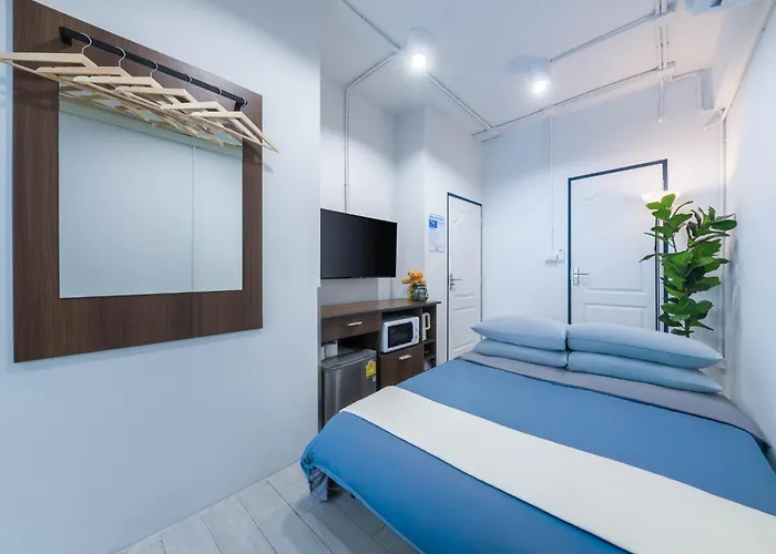 Petchaburi22 Next To Platinum Mall *